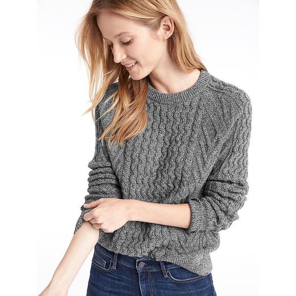 GAP Gray Wavy Cable Knit Crewneck Sweater XS - Picture 1 of 9